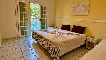 Klassieke kamer, 1 twee- of 2 eenpersoonsbedden | Geluiddichte muren, gratis wifi