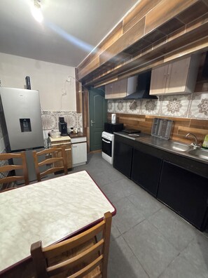 Microwave, stovetop