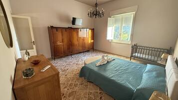 3 chambres, Wi-Fi, draps fournis