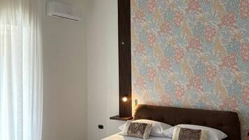 1 Schlafzimmer, Schreibtisch, WLAN, Bettwäsche