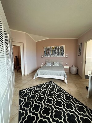 3 bedrooms, Internet, bed sheets