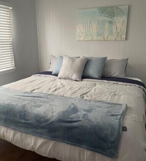 3 bedrooms, iron/ironing board, WiFi