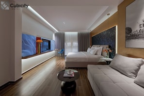 Deluxe Suite | Egyptian cotton sheets, premium bedding, down duvets