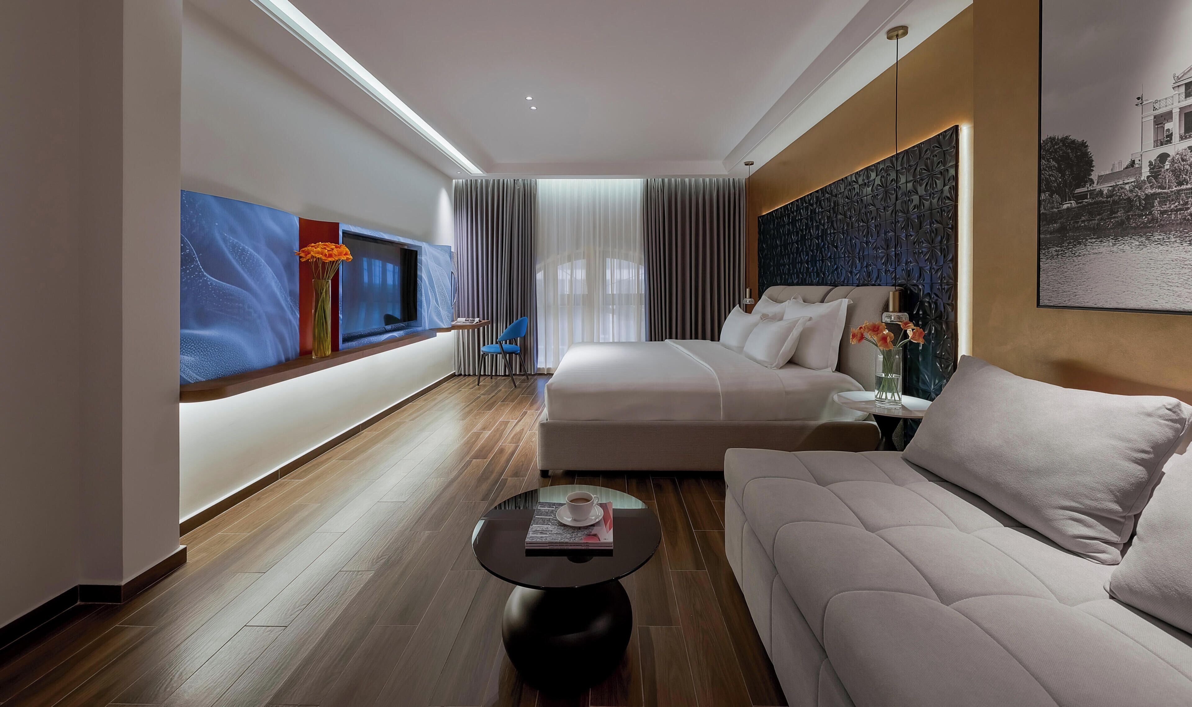 Deluxe Suite | Egyptian cotton sheets, premium bedding, down comforters