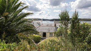 Exterior - Sail Loft (Marine Parade - St Mawes) (St Mawes)