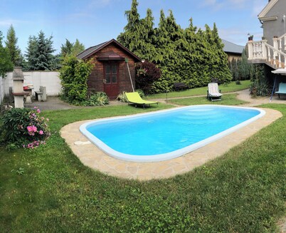Spacious apartment with pool, panoramic view, garden