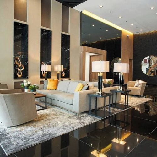 Room-sleek Studio With City Views on the