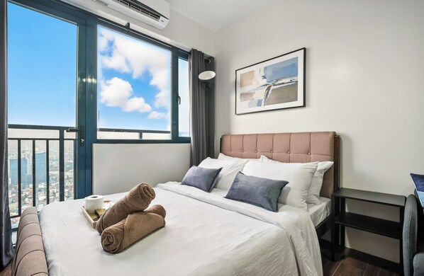 Habitación, 1 habitación, alberca privada, vista a la ciudad | Balcón