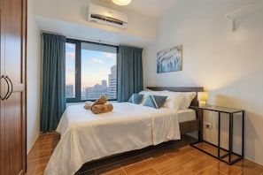 Zimmer, 1 Schlafzimmer, Stadtblick