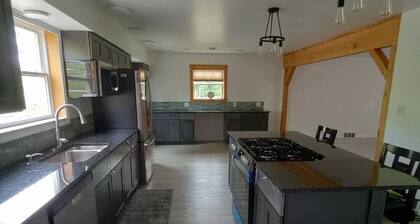 5-bedroom house on open lot in Bentleyville with spacious kitchen and LR.