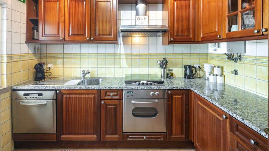 Charming Apartment in Benagil With Pool