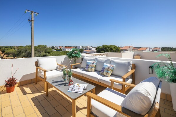 House | Terrace/patio