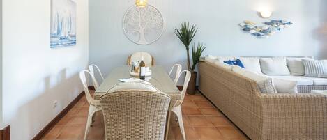 獨棟房屋 | 用餐區