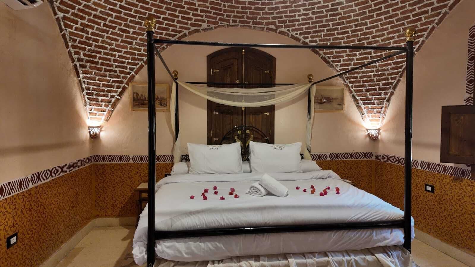 Tutankhamun Villas | Free minibar items, free WiFi, bed sheets