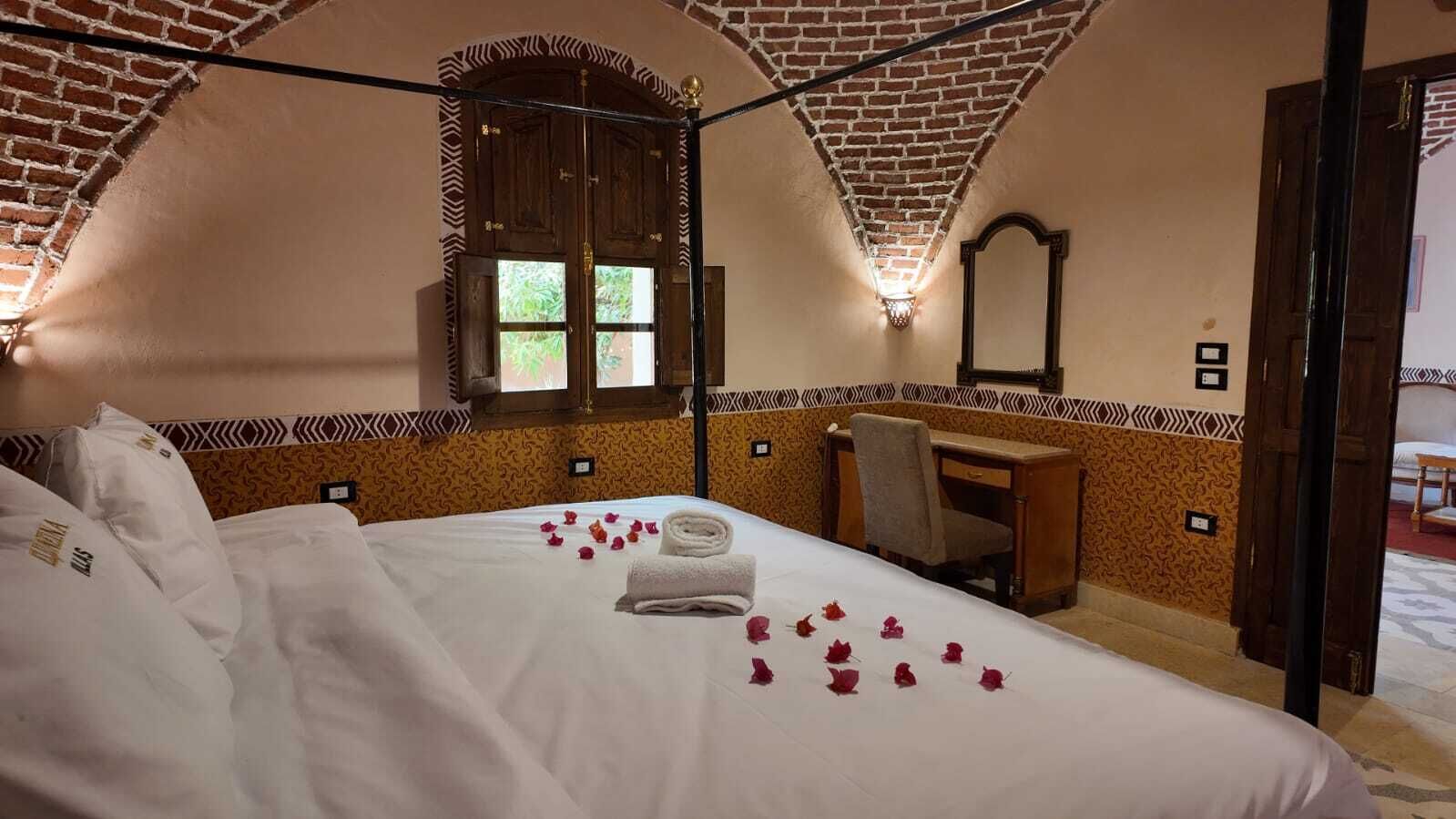 Premier Villa, 1 King Bed, Private Pool, Pool View | Free minibar items, free WiFi, bed sheets