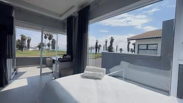 Panoramic Double or Twin Room, Sea View | Desk, laptop workspace, free WiFi