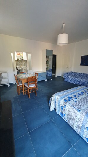 1 غرفة نوم وواي فاي وملاءات أسرّة