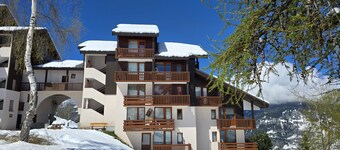 Cosy apartment for 4 people La Plagne Montalbert - View of the slopes