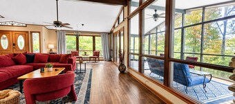 Hideaway on the lake; large mid-century stone ranch in a park-like setting