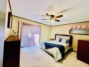 4 chambres, bureau, fer et planche à repasser, Wi-Fi gratuit