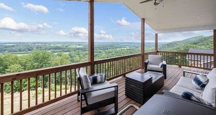 "Prima BnB" a Superb 4-bedroom cottage on the mountain near Front Royal