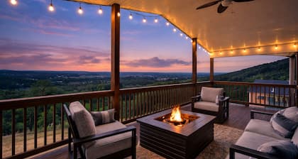 Mountain Cabin • Views • Hot Tub • 5 Beds • Skyline Drive