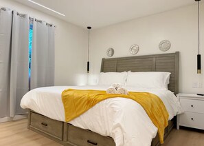 2 bedrooms, iron/ironing board, WiFi, bed sheets
