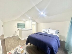 1 室のベッドルーム、アイロン / アイロン台、WiFi、ベッドシーツ