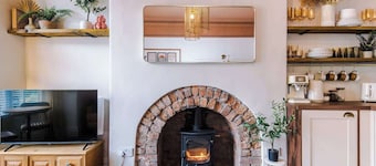Rufloreo Flats 1 central gem