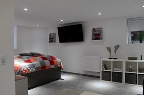 1 habitación, wifi y ropa de cama 