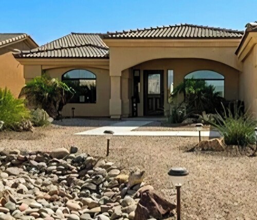 Lovely 3-bedroom house - All the luxury and comfort of home meets resort!