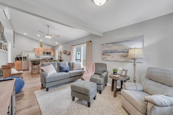 Smart TV, fireplace, books