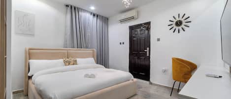 1 bedroom, iron/ironing board, WiFi, bed sheets