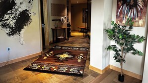 Interior - Luxury Penthouse Downtown Steamboat, 2 BR/2 BTH Dedicated Underground Parking (Steamboat Springs)
