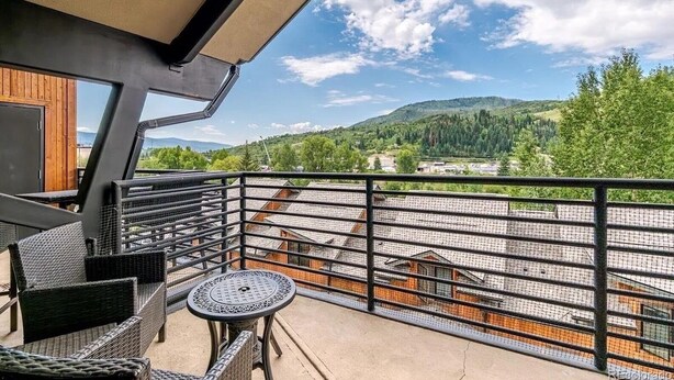 Terrace/patio - Luxury Penthouse Downtown Steamboat, 2 BR/2 BTH Dedicated Underground Parking (Steamboat Springs)