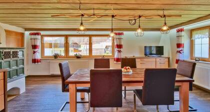 Wohnung in Oberbayern mit Ofen und Terrasse