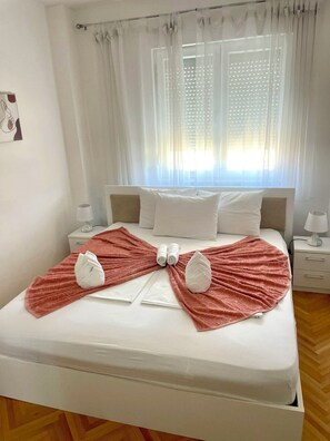 1 bedroom, iron/ironing board, WiFi, bed sheets