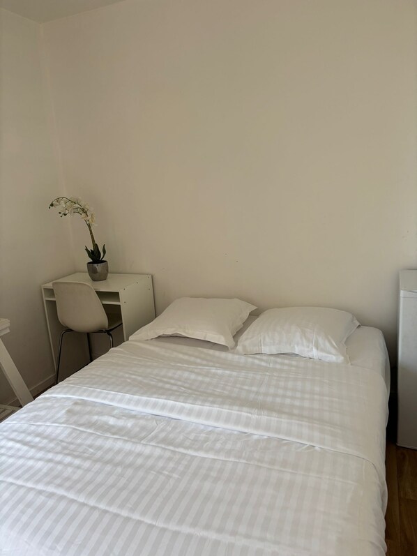 1 chambre, Wi-Fi, draps fournis