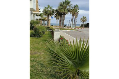 Sumptuous apartment 100m from the beach - Marina Puerto, M'DIQ.