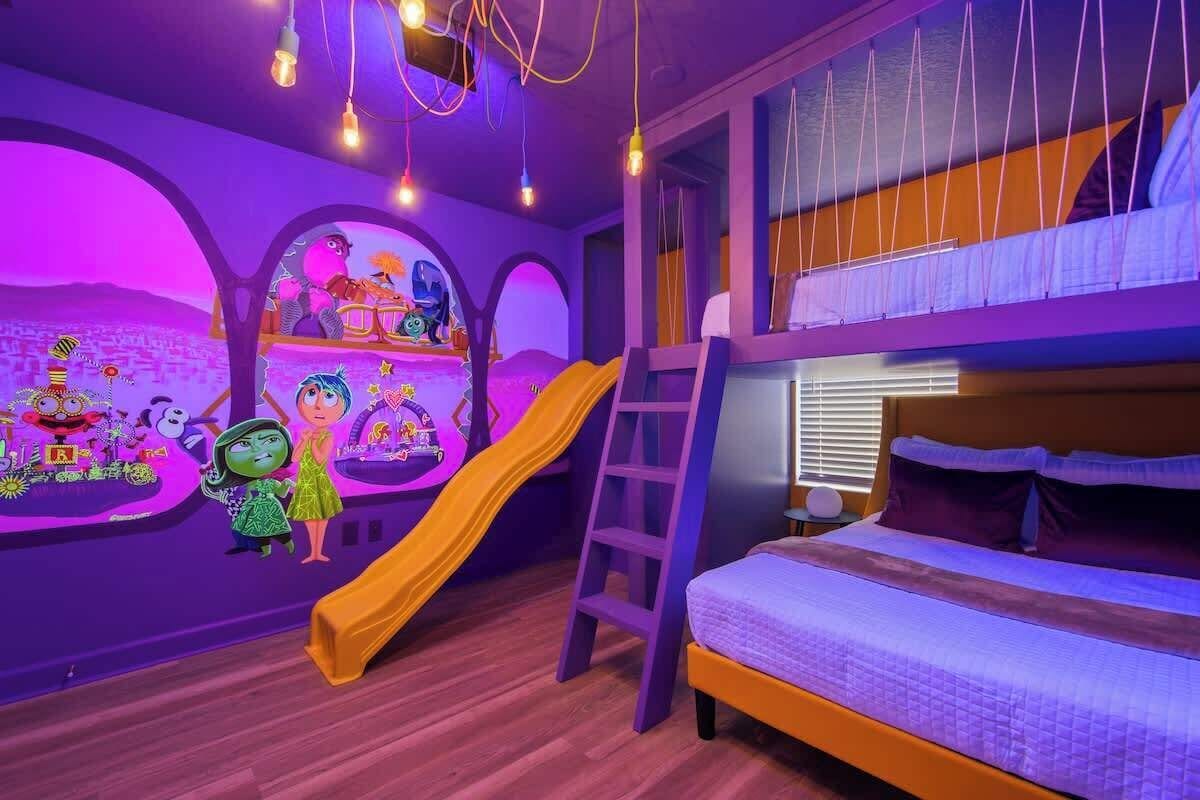 4 Schlafzimmer, Bügeleisen/Bügelbrett, kostenloses WLAN, Bettwäsche
