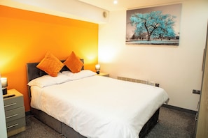 1 camera, ferro/asse da stiro, Wi-Fi gratuito, lenzuola