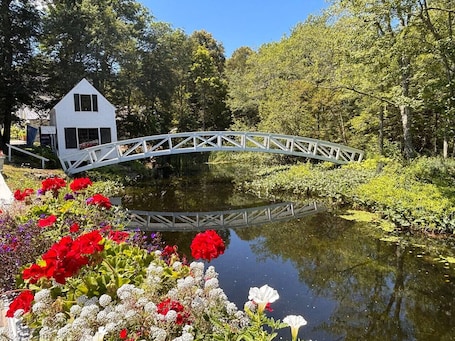Property grounds. Acadia + Bar Harbor Escape • Gym Access NEH