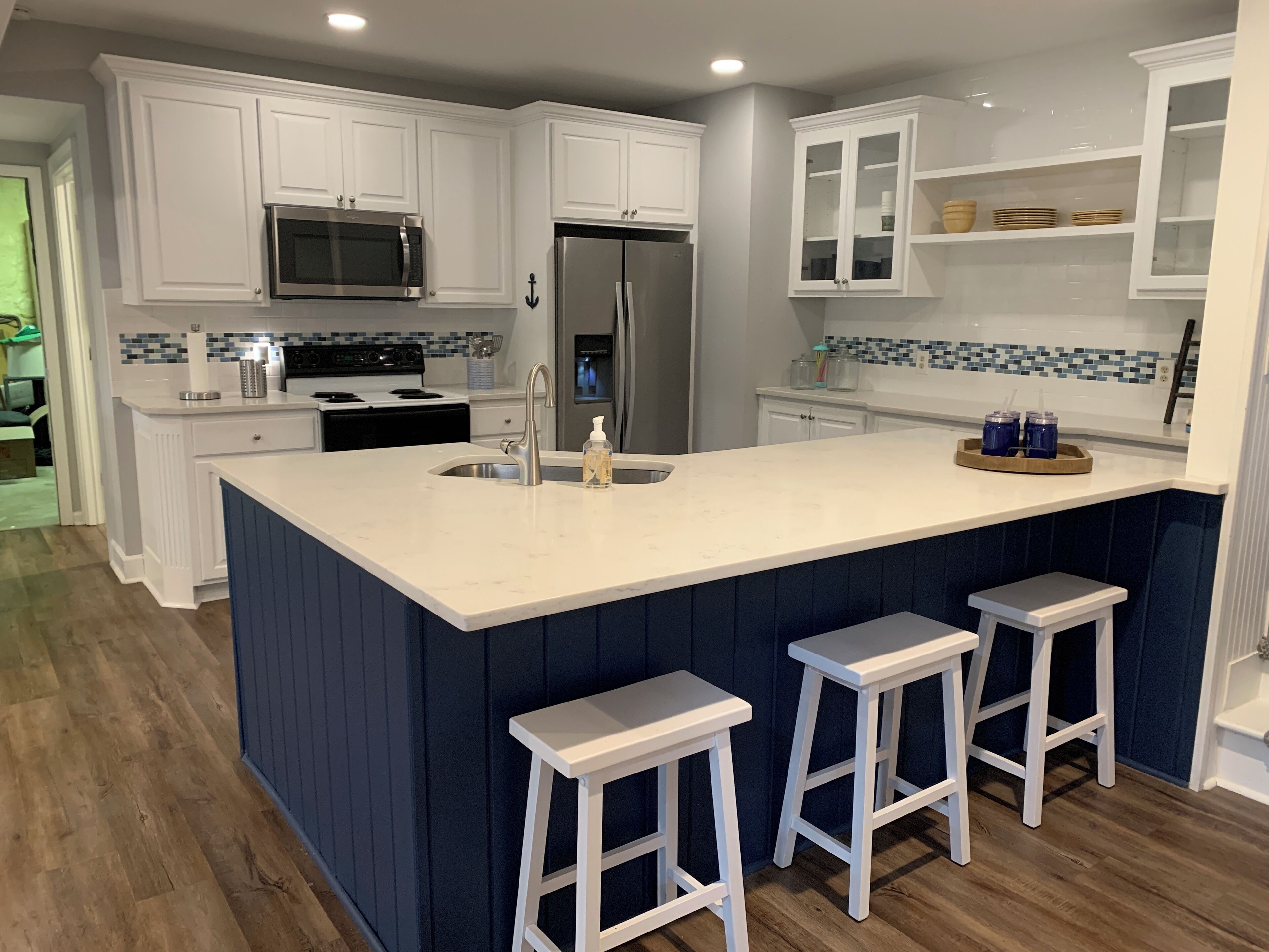 Microones, forn, placa de cuina i rentaplats 