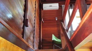 豪華單棟小屋 | 書桌、免費 Wi-Fi