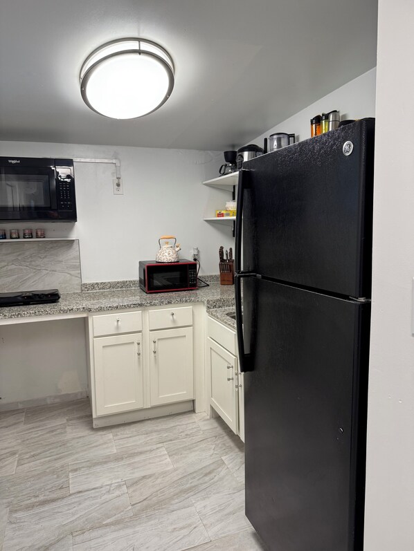 Microondas, placa de cocina