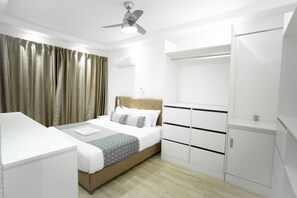 2 間睡房、書桌、Wi-Fi、床單