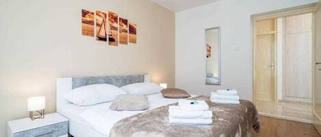 2 bedrooms, free WiFi, bed sheets