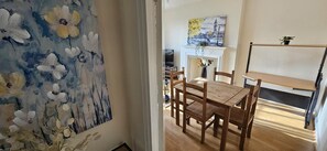 Suite Exclusive, 1 chambre, cuisine, vue ville | Salle Ă manger