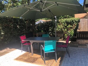 Outdoor dining - CHALET on the Bassin d'Arcachon (in a vacation village) (Gujan-Mestras)