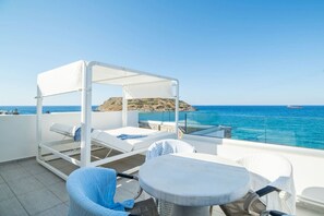 تناول الطعام بالخارج